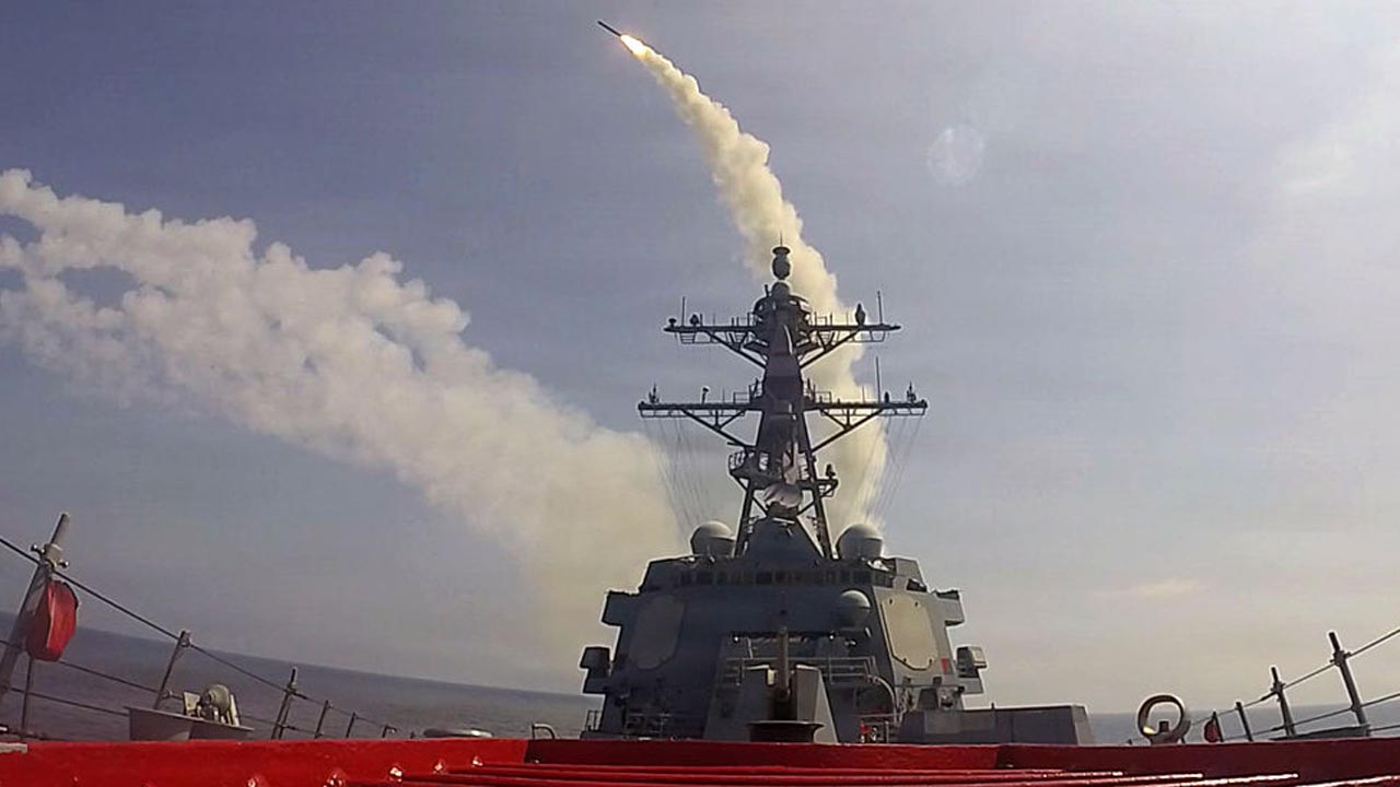 iráni háború - fotó: U.S. Navy via Getty Images)