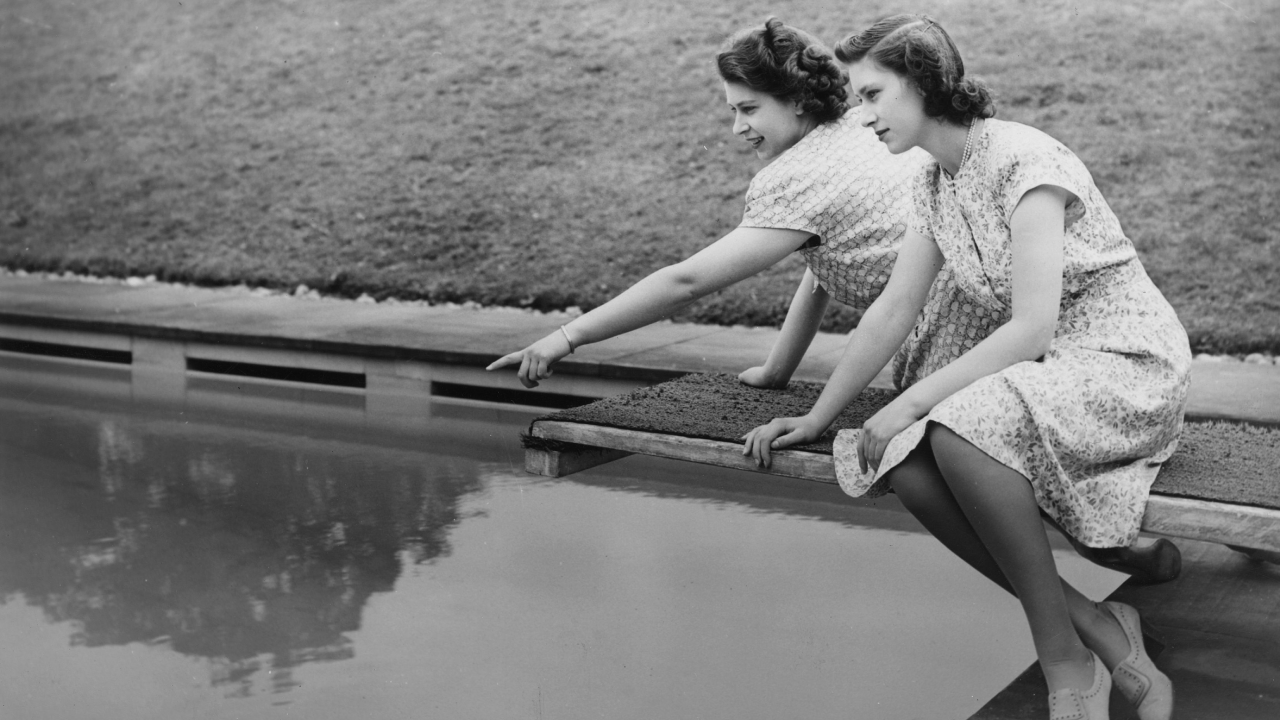 Erzsébet hercegnő és Margit hercegnő az ugródeszkán