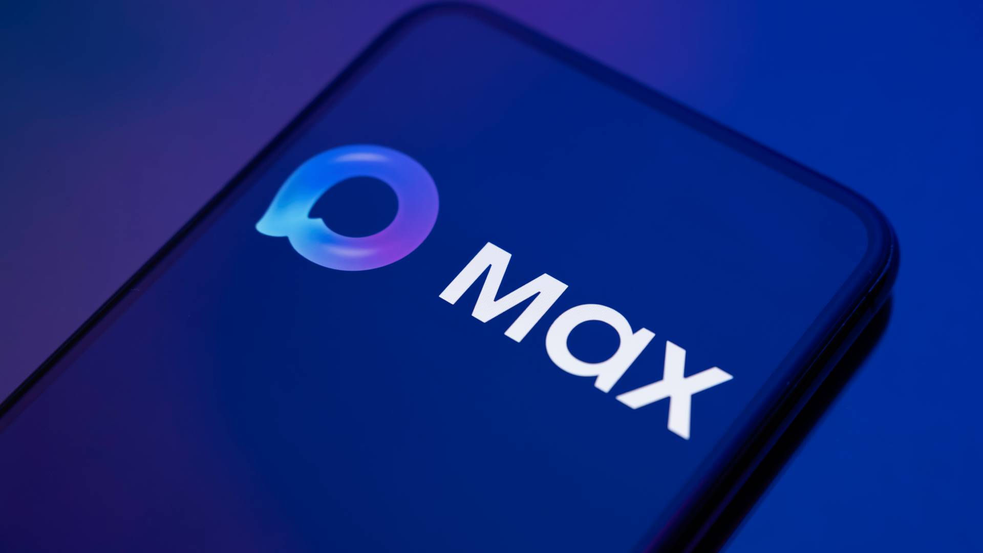 A Kreml hivatalos social media-ján automatikuson feliratkozol a propagandisták csatornáira: leiratkozni nem lehet