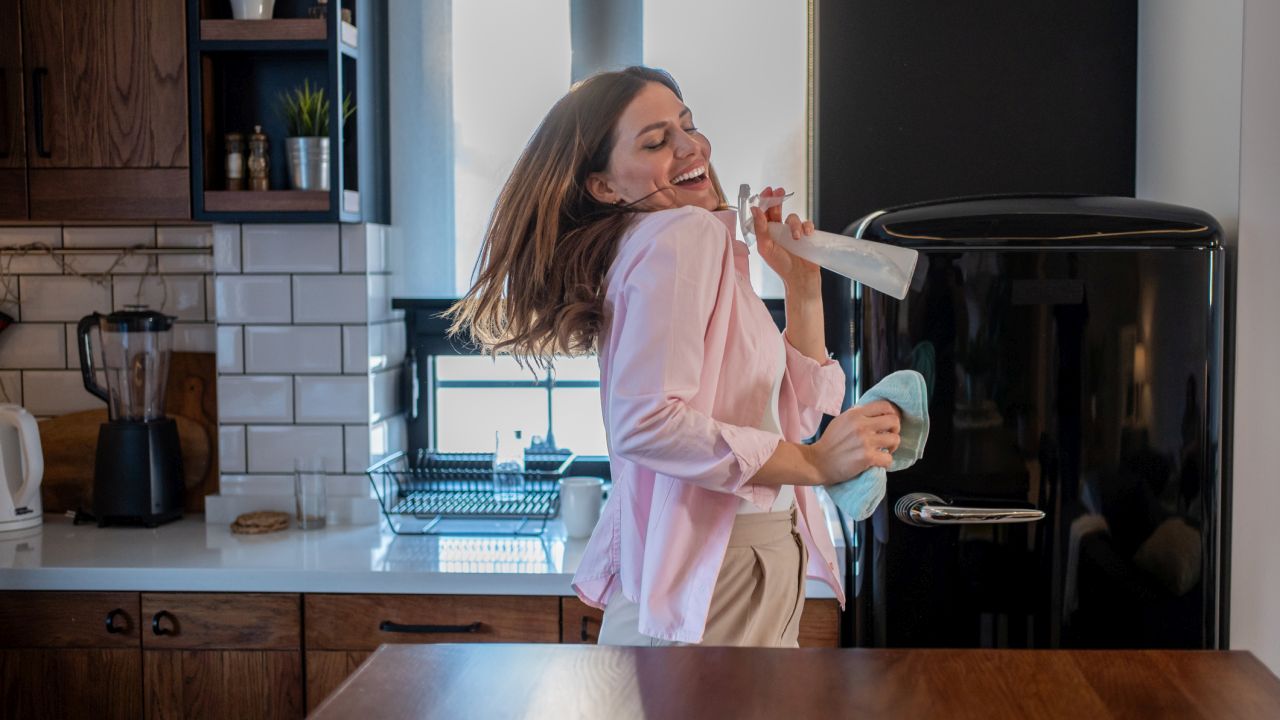 Sokan félreértik: mire való a hűtő hátulján lévő rácsos rész?