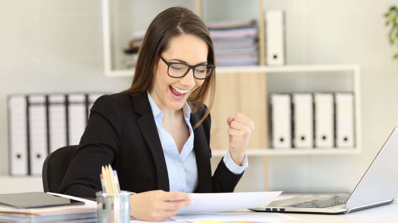 Napi horoszkóp 2026. 03. 05.: A Vízöntő közös hangot, a Halak kiegyensúlyozottságot találhat