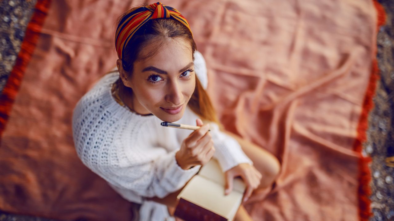 Napi horoszkóp 2026. 03. 14.: Az Oroszlán rendező, a Szűz kreatív energiákat kaphat