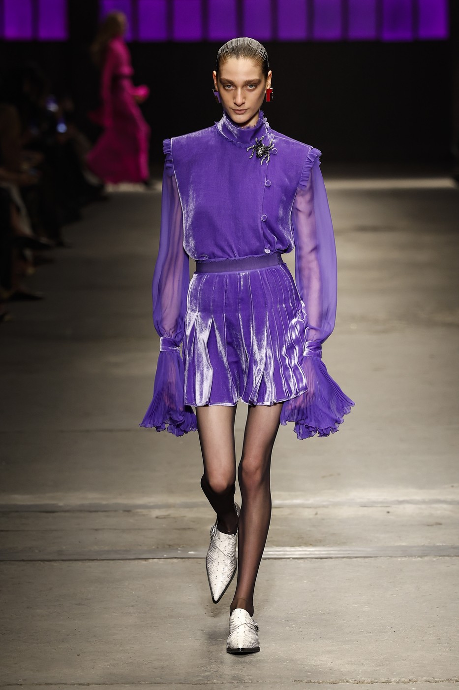 Roberto Cavalli 2026-2027-es őszi-téli kollekció egyik modellje
