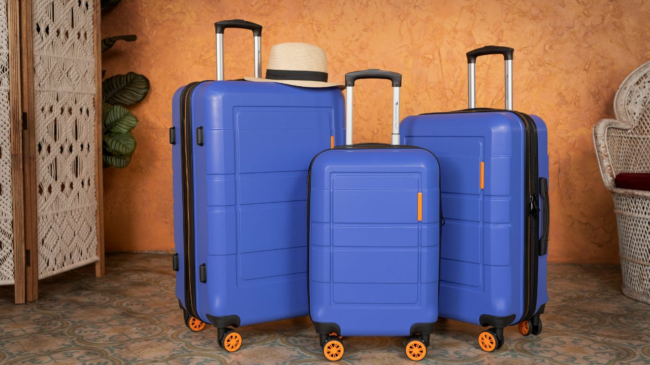 bőröndök, fotó: Unspalsh