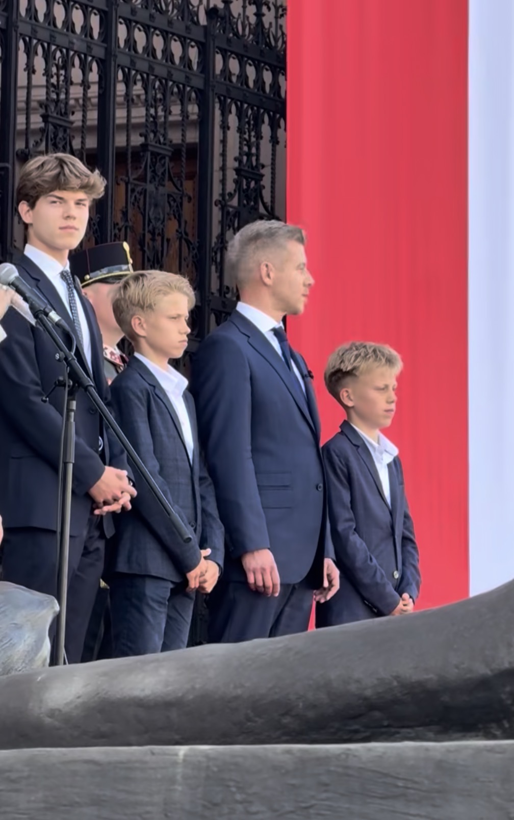 Magyar Péter és a fiai