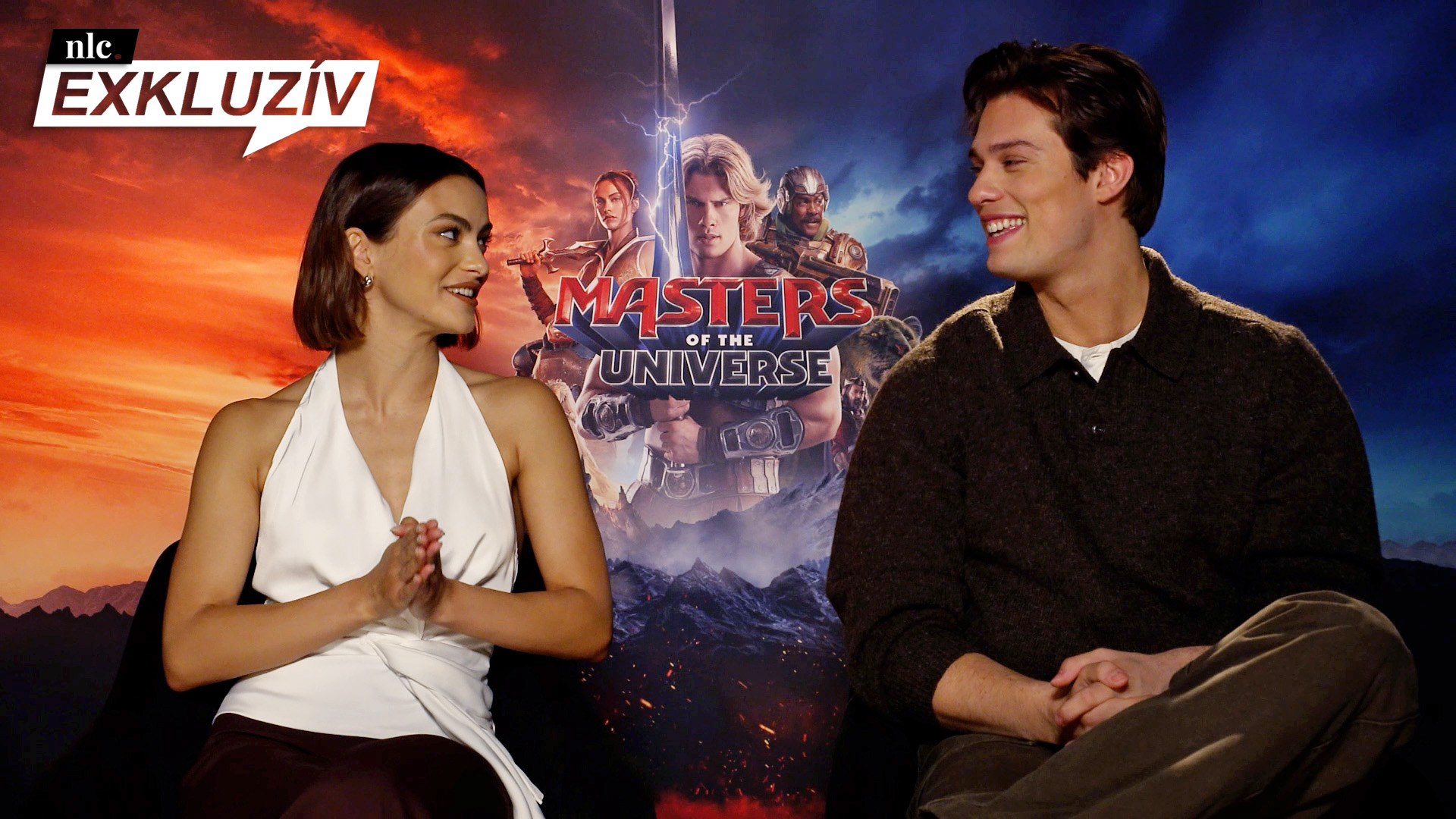 Camila Mendes és Nicholas Galitzine