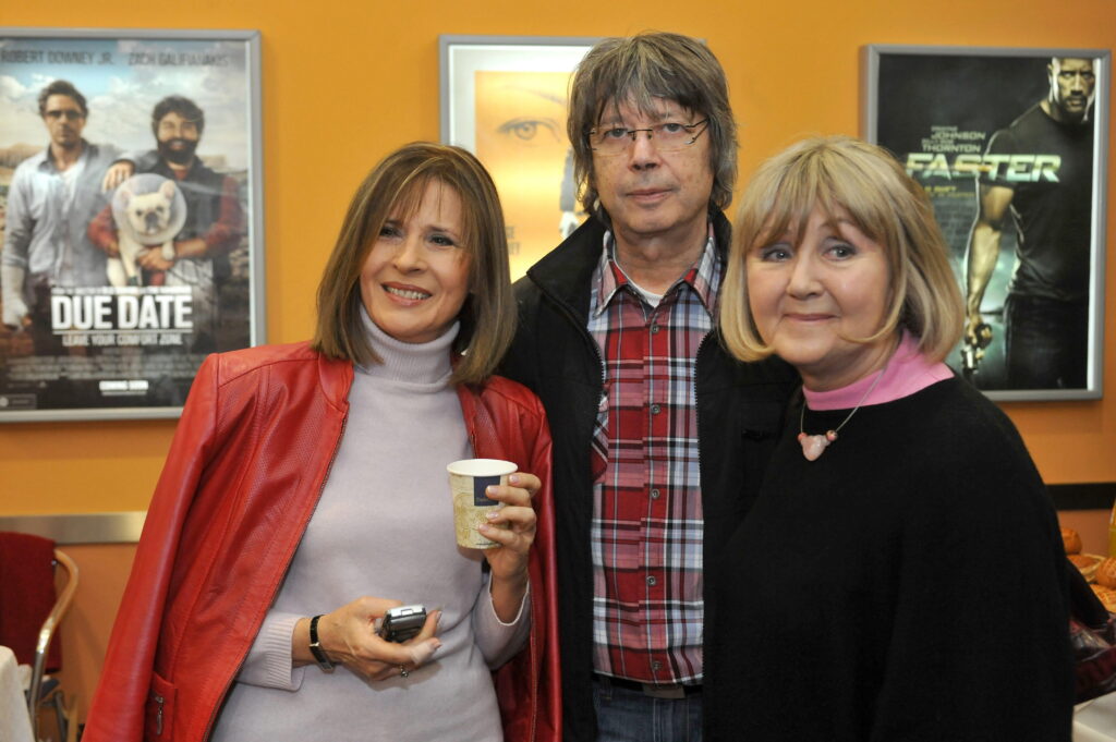 Koncz Zsuzsa, Halász Judit és Bródy János dalszövegíró Koncz 37 című lemezének bemutatóján, 2010-ben.