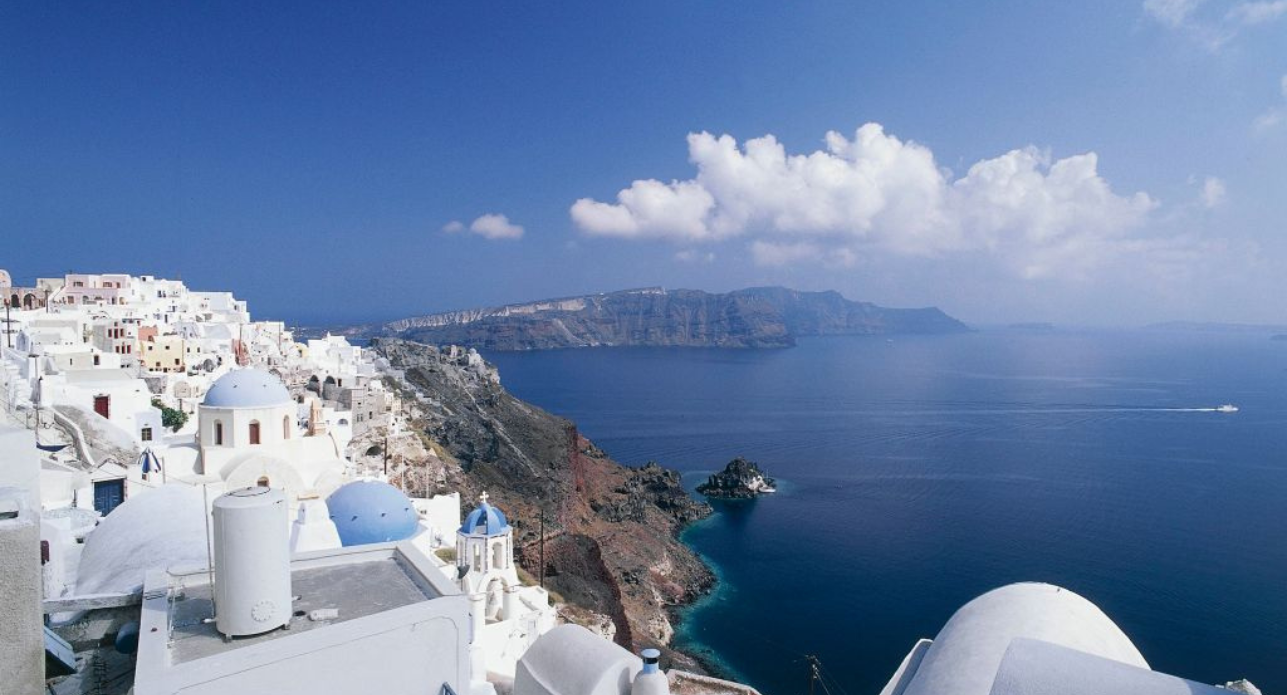 Santorini madártávlatból.