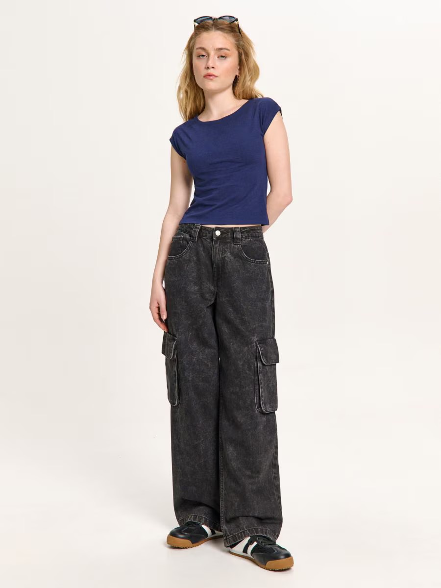 Cargo farmert viselő modell