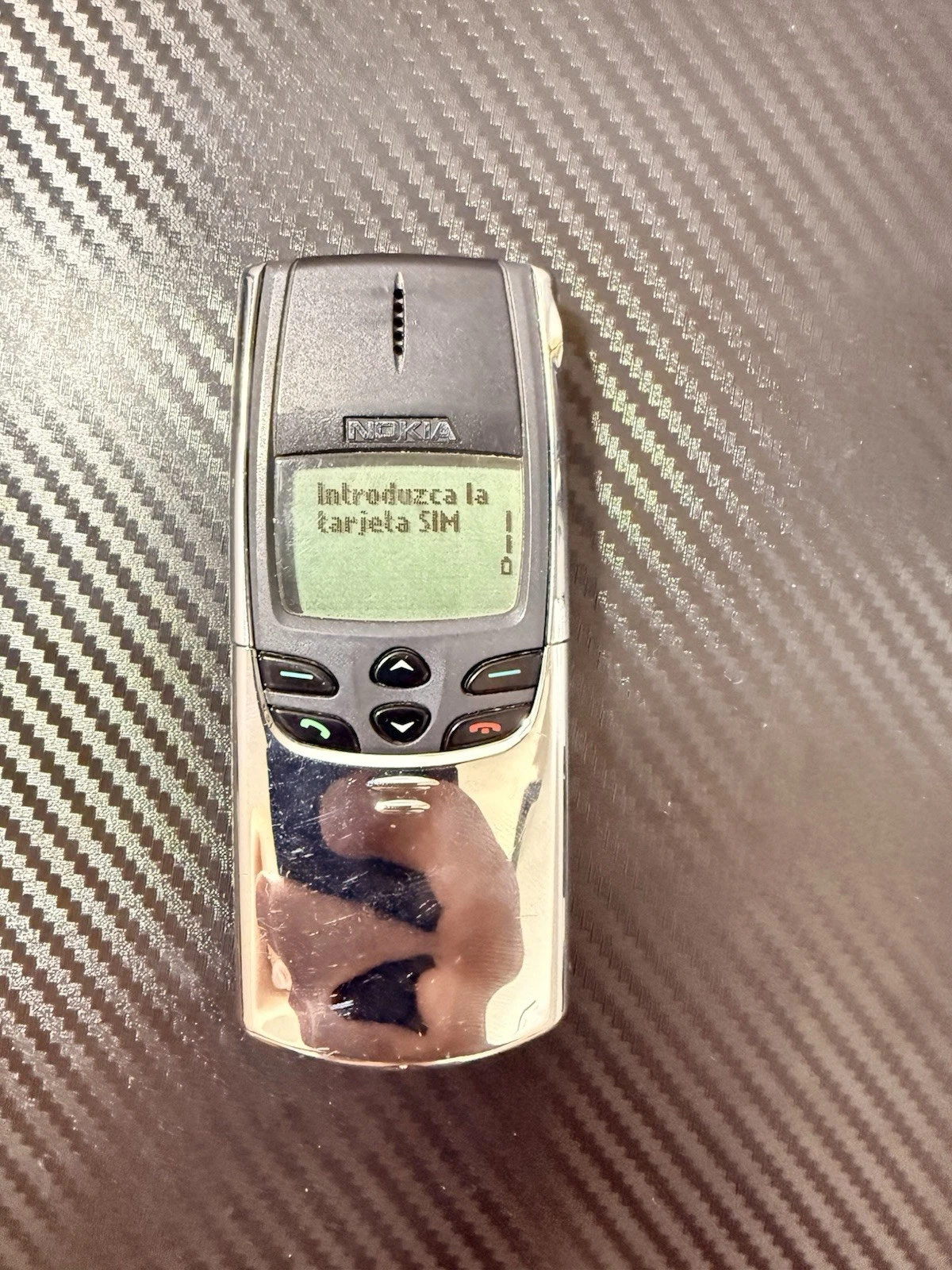 Nokia 8810