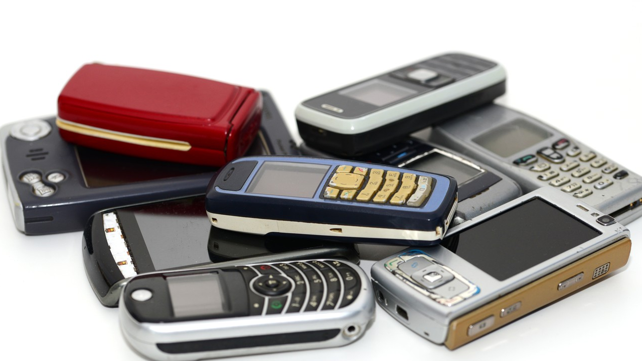 régi mobiltelefonok