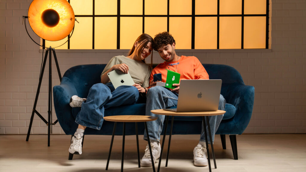 Brutálisan megdrágultak a kütyük: így óvd meg a családi kasszát, ha telefont vagy laptopot kell venni!