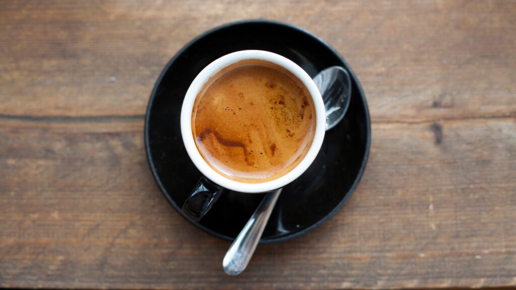 Koffein és vérnyomás: valóban megemeli a vérnyomást a kávé?