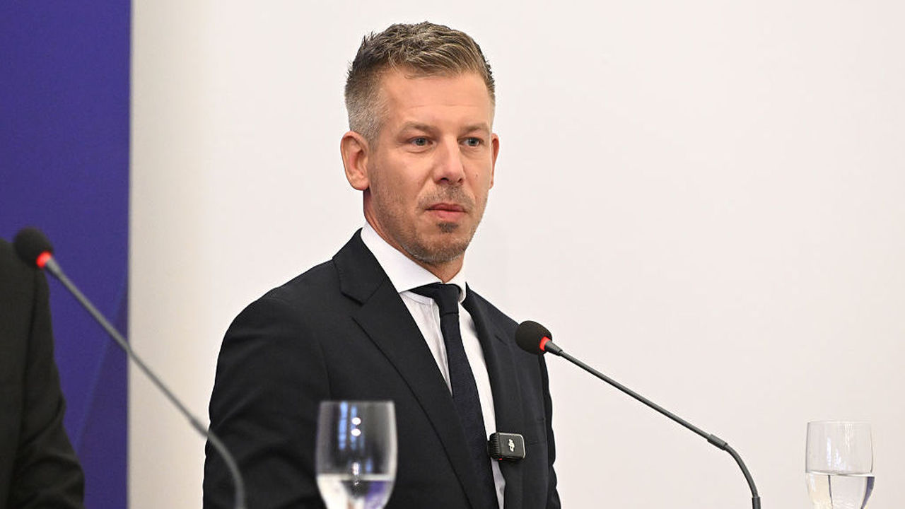 Magyar Péter sajtótájékoztatón
