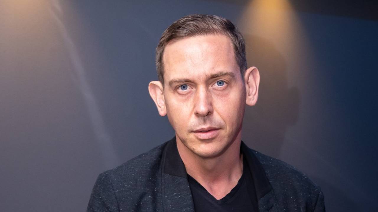 Molnár Gusztáv: „Évek óta tanítjuk a nézőt arra, hogy a megalázás izgalmas, a kegyetlenség pörgős, a lelki összeomlás pedig jó tévé”