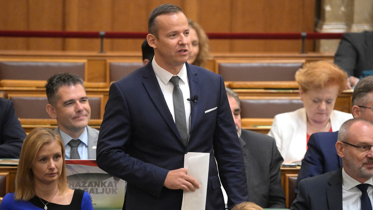 Toroczkai László,